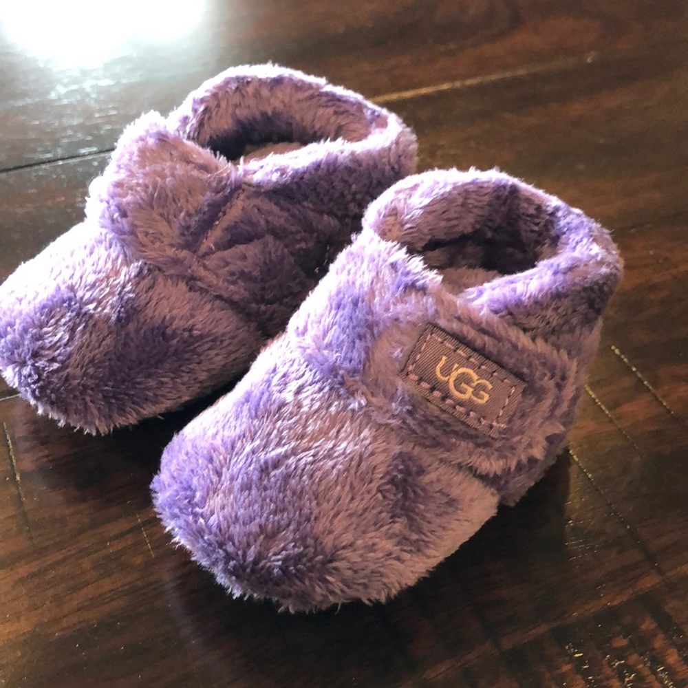 Baby Uggs size 0/1 NWOB